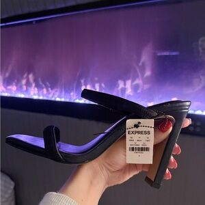Express Elegant Black heels
